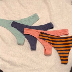 Thongs - Set of 4